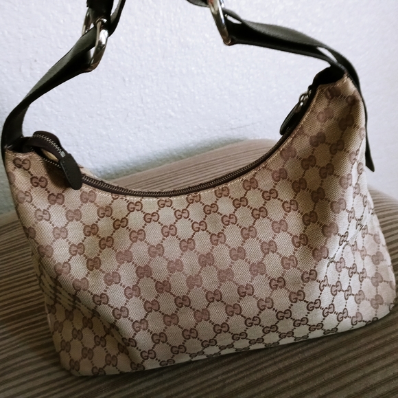 Gucci monogram hobo saddlebag - Picture 2 of 8